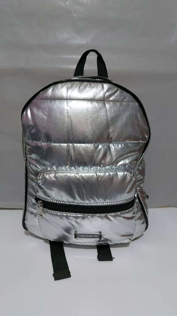 MOCHILA 16" CAPIBARA MATERA MATELASSE SILVER ESPALDA(L124382)