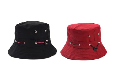 GORRO PILUSO CON CUERDA (R25367)